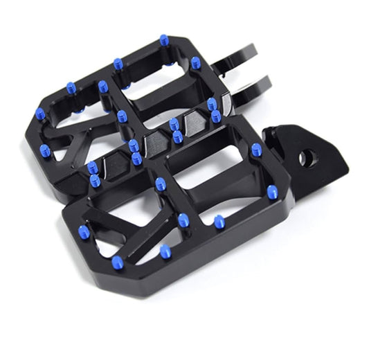 Emoto foot pegs (blue)